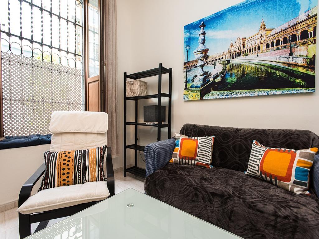 Divi Apartments Valvanera Sevilla Buitenkant foto